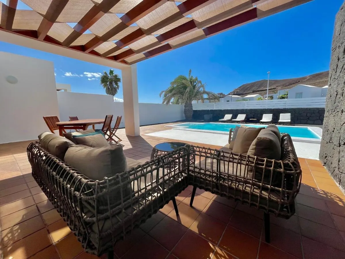 Villa Tahona By Villalia Playa Blanca